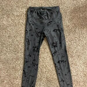 Like new underarmor workout leggings !